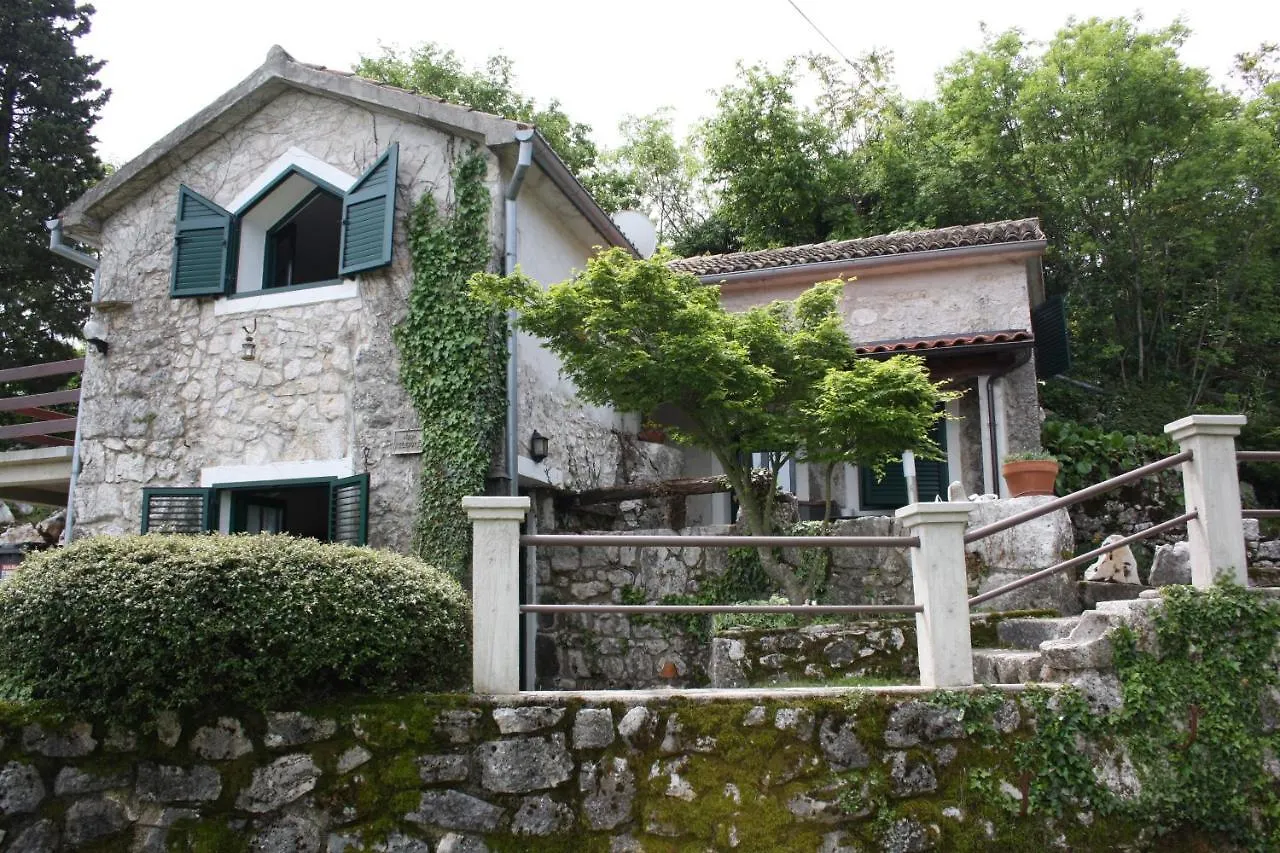 Holiday home Romantisches Steinhaus Salvia Im Cottage Filipasi Moscenicka Draga