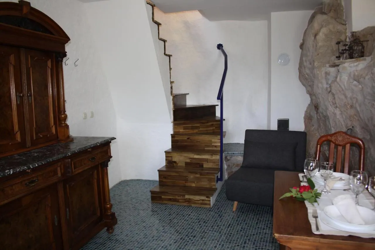 Holiday home Romantisches Steinhaus Salvia Im Cottage Filipasi Moscenicka Draga